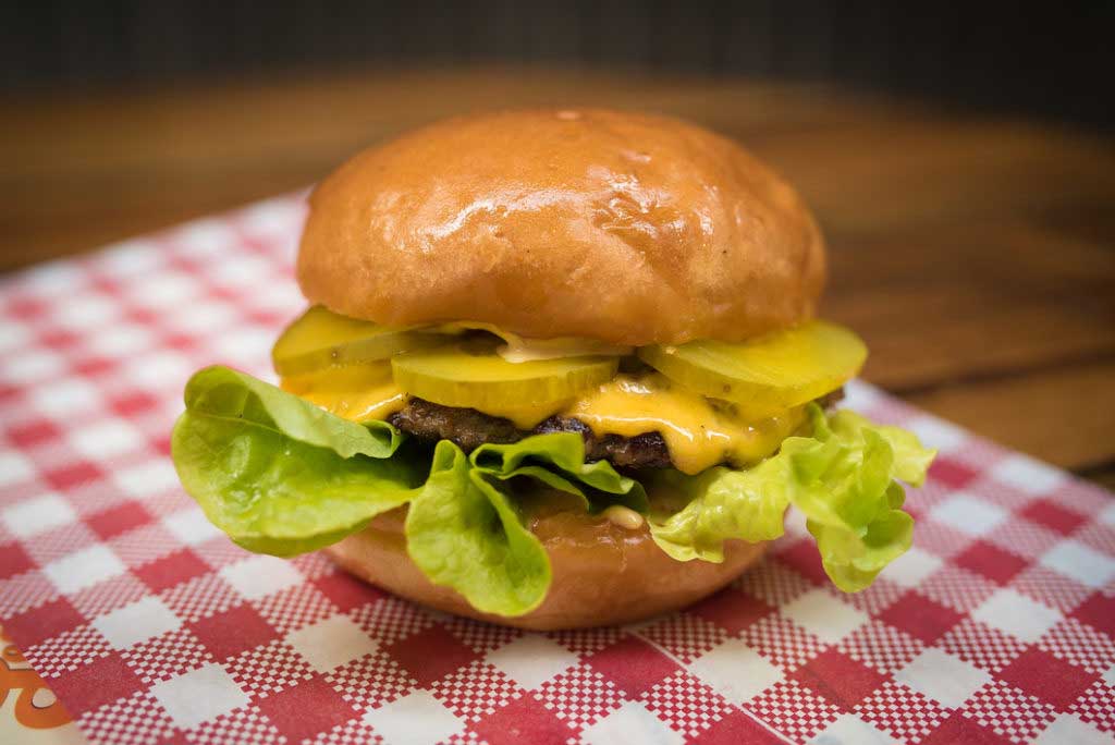 leonards house of love cheeseburger